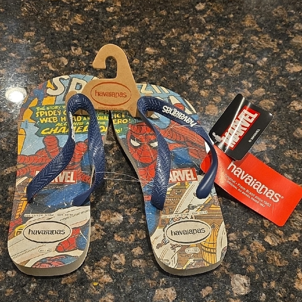 Havaianas Spider-Man Comic Flip Flops with Blue Straps